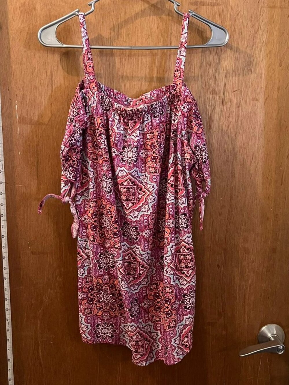 Size XL - Bobbie Brooks - Pink Tone Short Sleeve Cold-Shoulder Pullover
